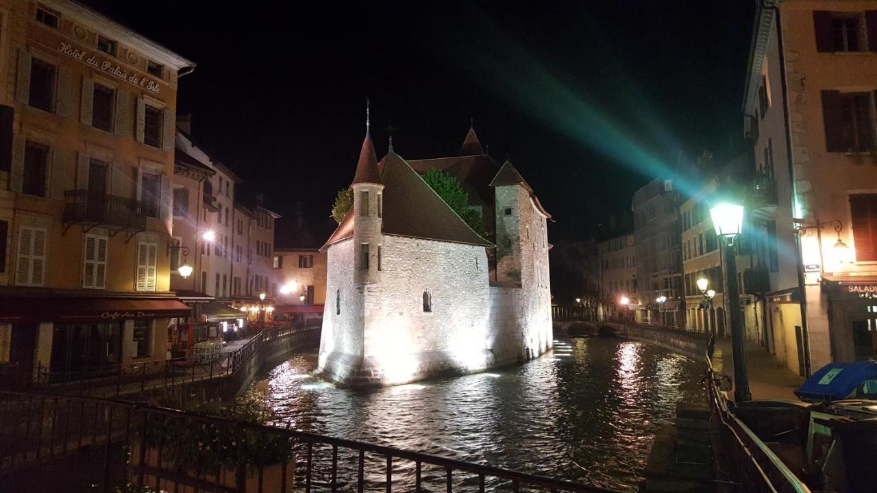 Appartement Au Calme Avec Terrasse Verdoyante Entre Annecy Et Geneve Villy-le-Pelloux Exterior photo